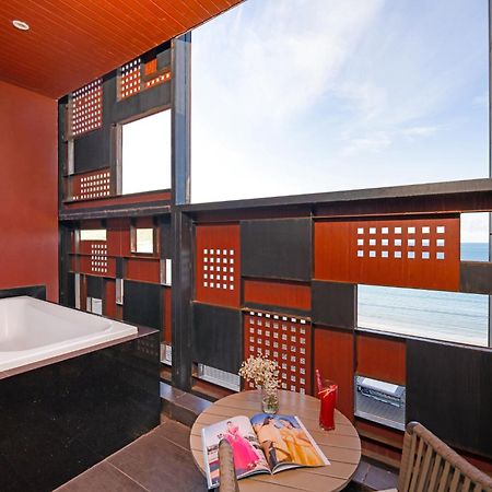 The Code Hotel & Spa Da Nang Esterno foto