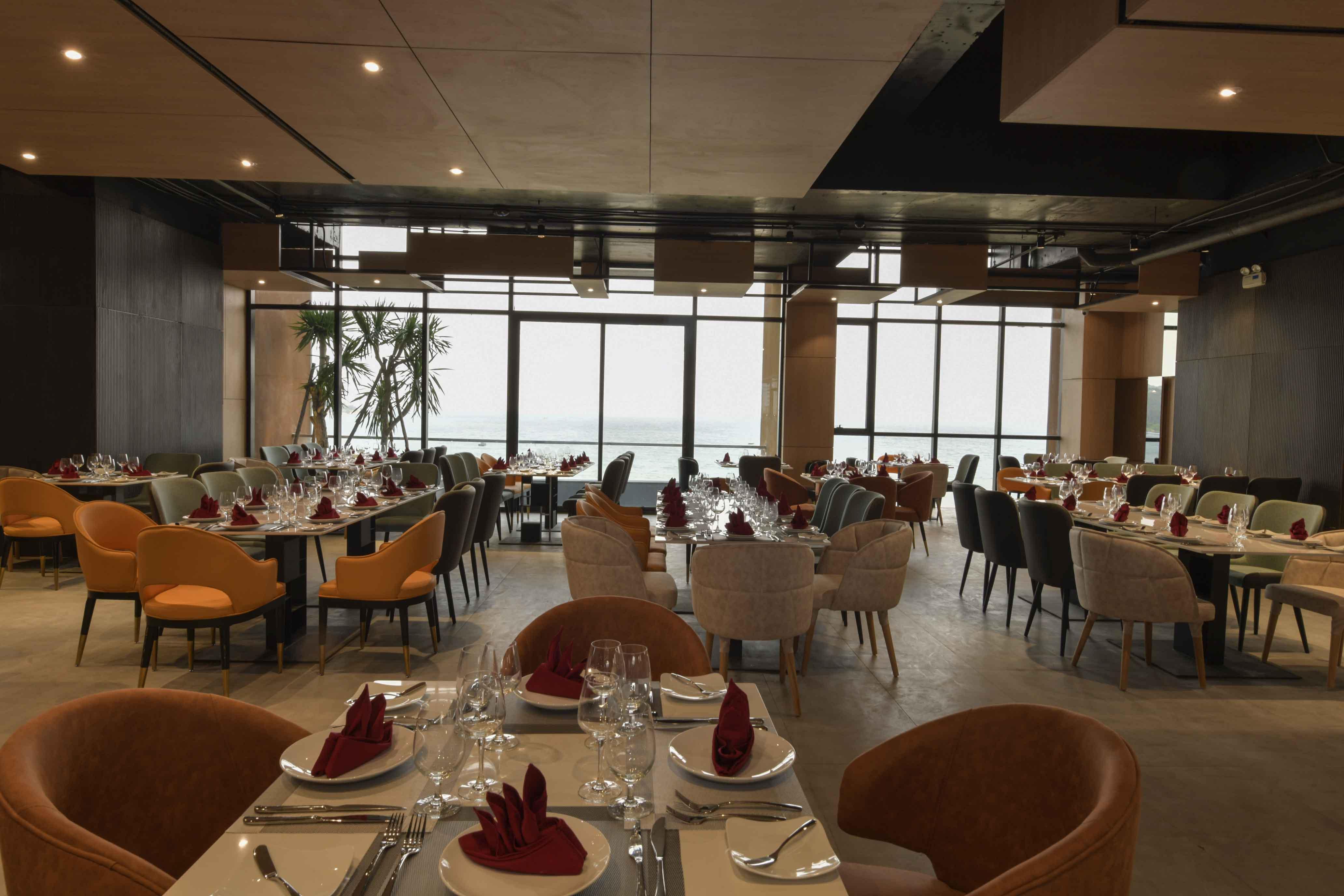 The Code Hotel & Spa Da Nang Esterno foto