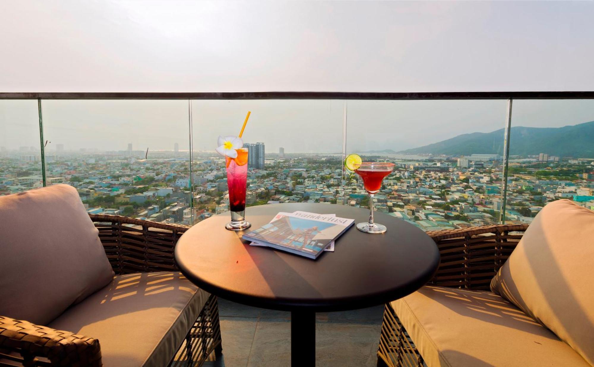 The Code Hotel & Spa Da Nang Esterno foto