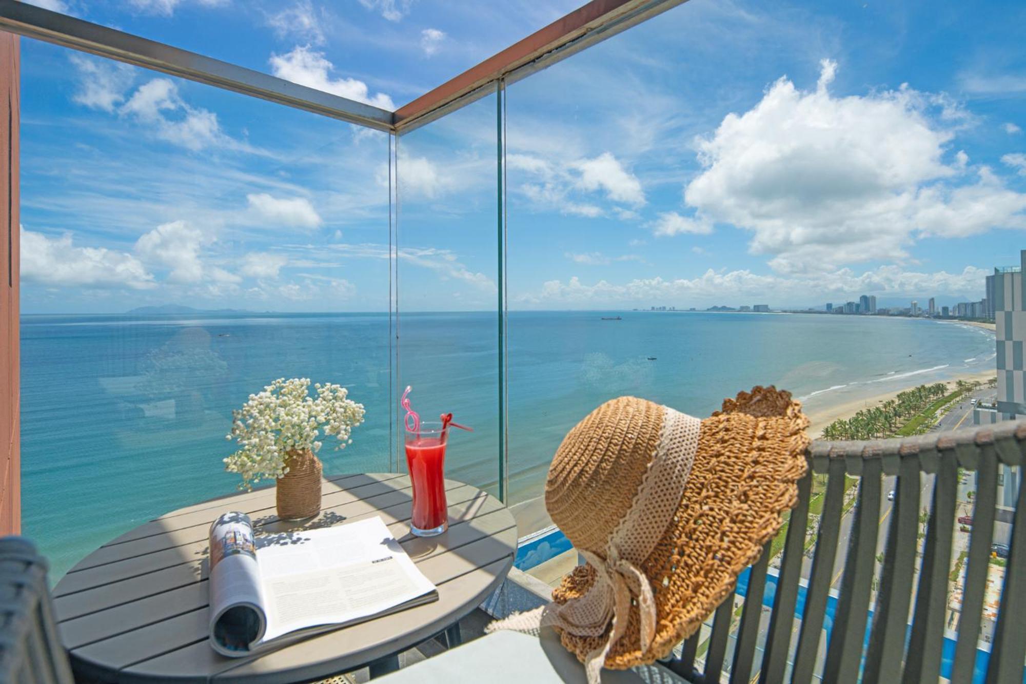 The Code Hotel & Spa Da Nang Esterno foto