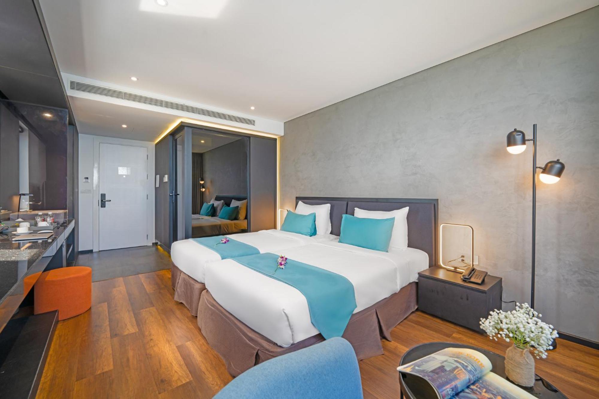 The Code Hotel & Spa Da Nang Esterno foto