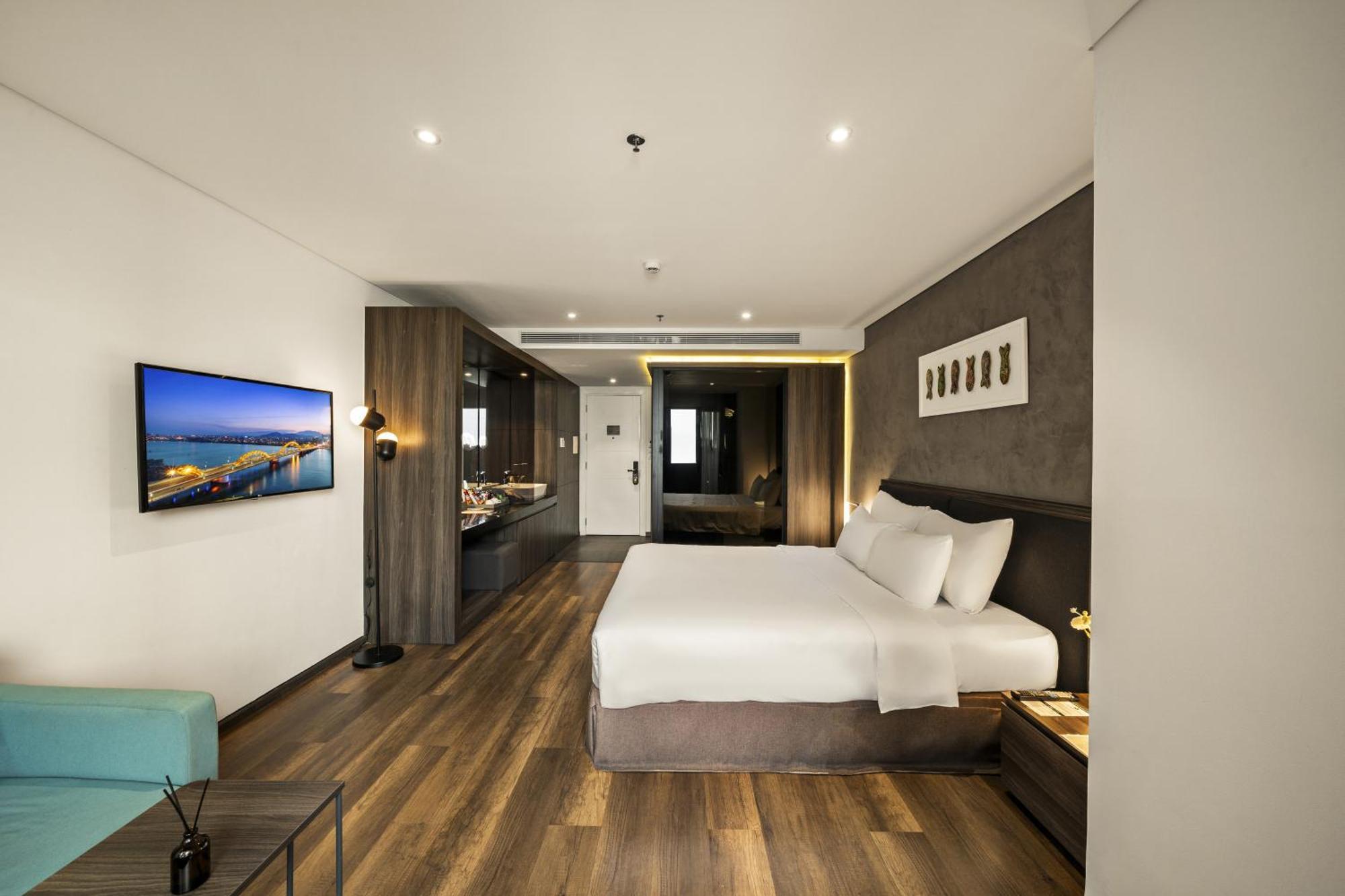 The Code Hotel & Spa Da Nang Esterno foto